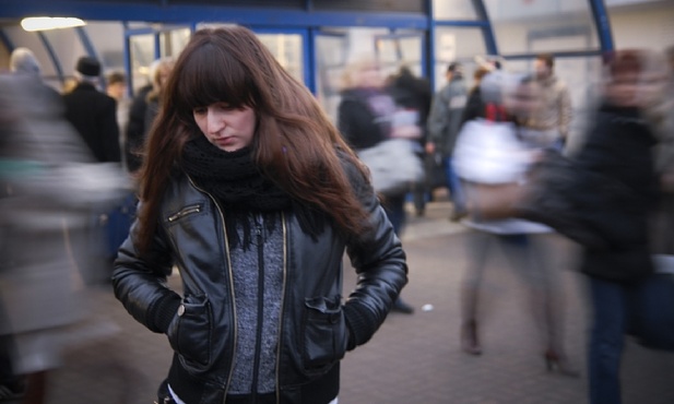 Psycholog: pierwszym źródłem wsparcia powinna być rodzina