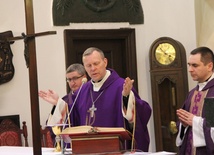W 2016 roku 140. Mszy św. za Radom i diecezję przewodniczył bp Piotr Turzyński