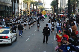 Pikap wjechał w ludzi podczas parady w Nowym Orleanie