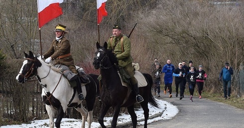 Tropem Wilczym 2017 - Głuszyca