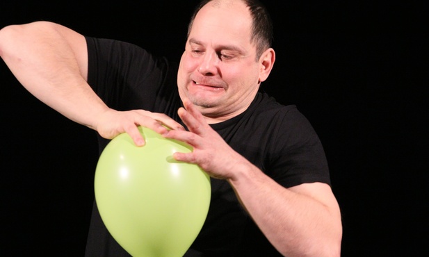 Ireneusz Krosny zaprezentował swoje najlepsze scenki kabaretowe