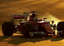 Niemiecki kierowca Sebastian Vettel ze Scuderia Ferrari. 