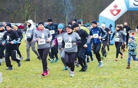 ▲	Biegacze rywalizowali na dystansie 1963 m. To symboliczne uhonorowanie Józefa Franczaka „Lalusia”, ostatniego wyklętego, który został zabity w 1963 roku.