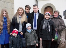 Szczęśliwa rodzina Moniki i Andrzeja.