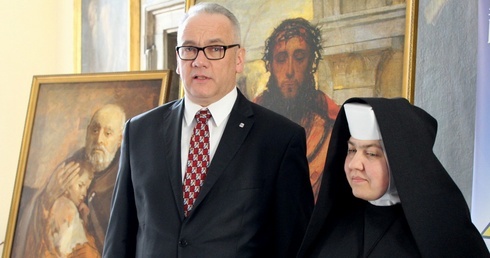 Brat Albert wyrusza w wędrówkę po Polsce