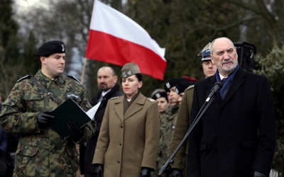 Z ich krwi wyrosła wolna i niepodległa Polska 