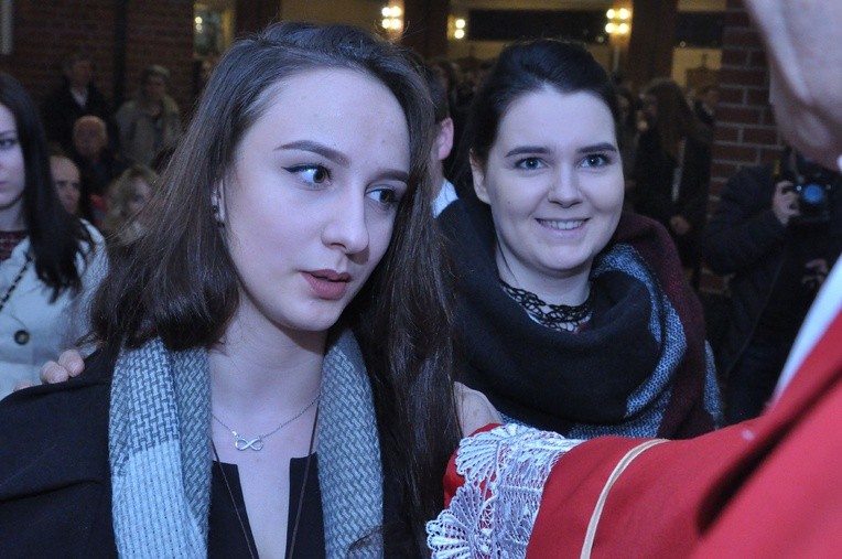 Bierzmowanie w kościele MBNP w Mielcu