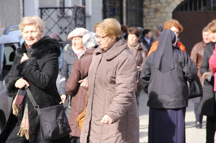 Czciciele o. Pio w Nowym Sączu