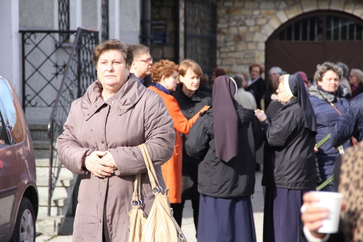 Czciciele o. Pio w Nowym Sączu