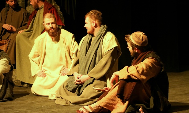 To Misterium sprawia, że wstaje się z kanapy