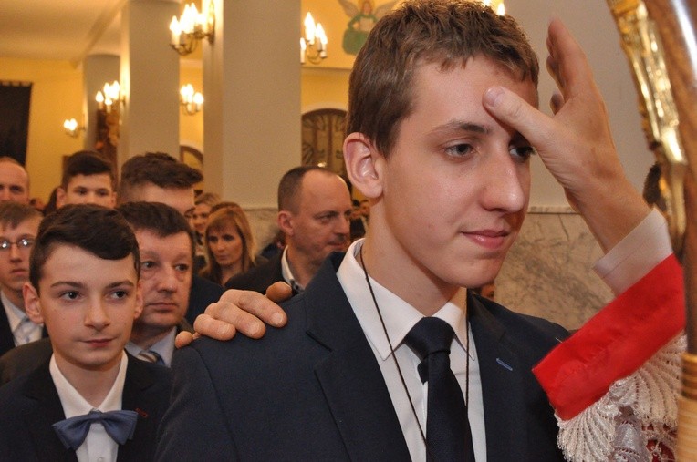 Bierzmowanie w Dębicy - Latoszynie