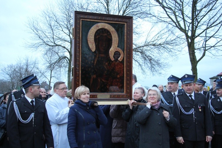 Powitanie ikony MB Częstochowskiej w Kozłowie Biskupim