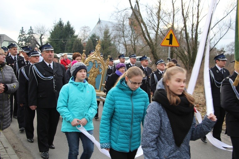 Powitanie ikony MB Częstochowskiej w Kozłowie Biskupim