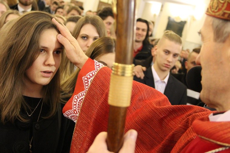 Bierzmowanie w par. MB Anielskiej w Dębicy