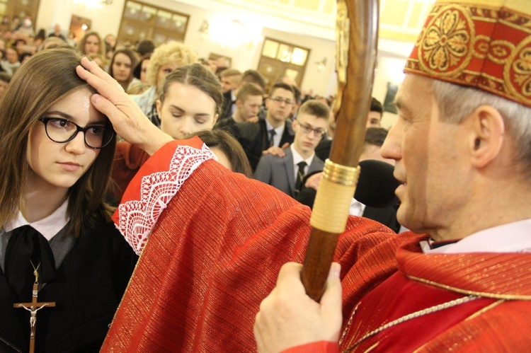 Bierzmowanie w par. MB Anielskiej w Dębicy