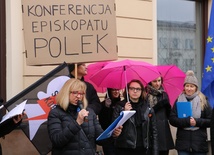 Antykościelna manifestacja feministek