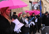 Antykościelna manifestacja feministek