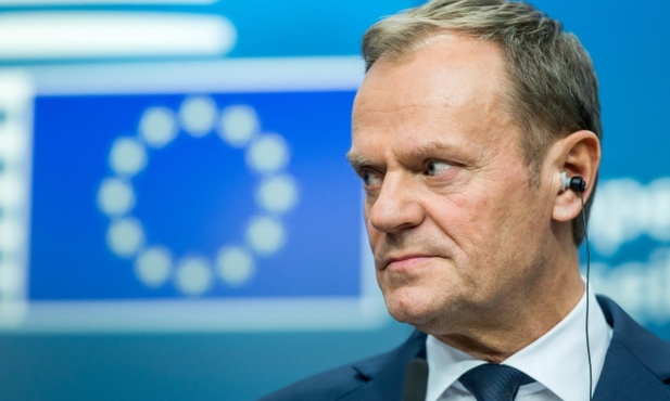 Tusk deklaruje, że będzie przeciwdziałał izolacji polskiego rządu w UE 