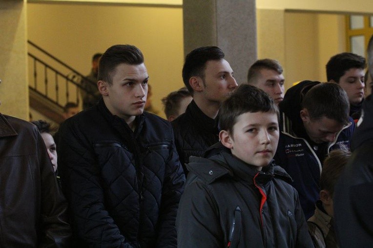 Msza św. rozpoczynająca VIII Mistrzostwa LSO w piłkę nożną 