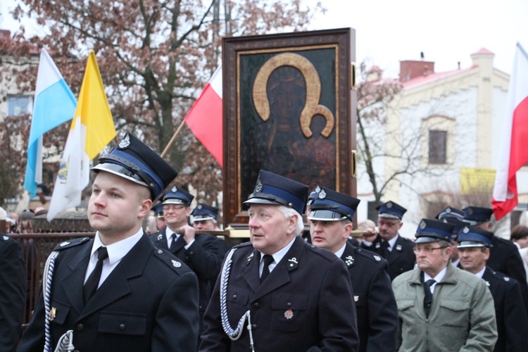 Powitanie ikony MB Częstochowskiej w Rybnie