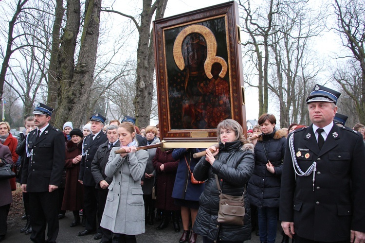 Powitanie ikony MB Częstochowskiej w Rybnie