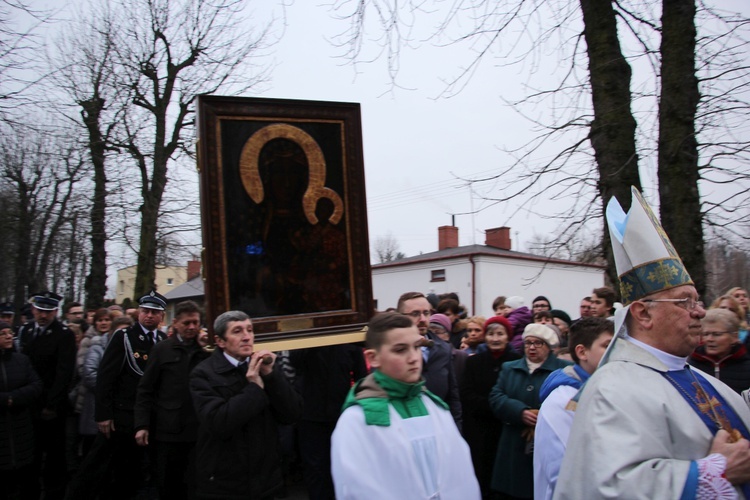 Powitanie ikony MB Częstochowskiej w Rybnie