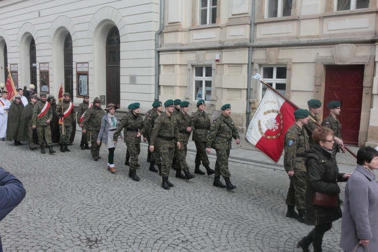 Pogrzeb biskupa Tadeusza Rybaka