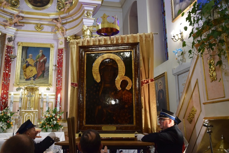 Powitanie ikony MB Częstochowskiej w Giżycach