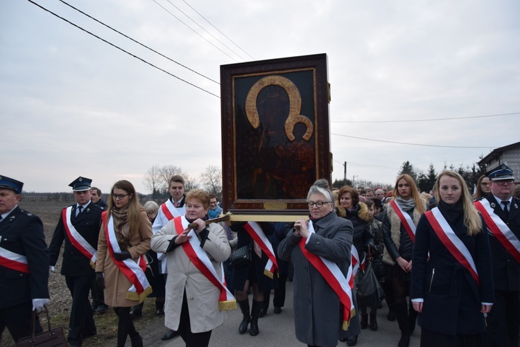 Powitanie ikony MB Częstochowskiej w Giżycach