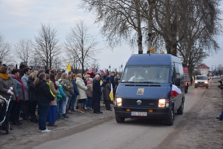 Powitanie ikony MB Częstochowskiej w Giżycach