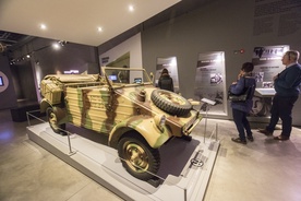 VolksWagen Kübelwagen z Muzeum Wojny w Bastogne, w Belgii. 