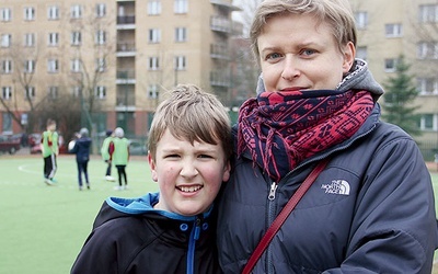 Dla Anny Walewskiej (na zdjęciu z synem Stanisławem) ważny jest dobry kontakt ze szkołą.