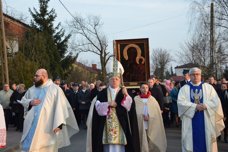 Powitanie ikony MB Częstochowskiej w Brochowie