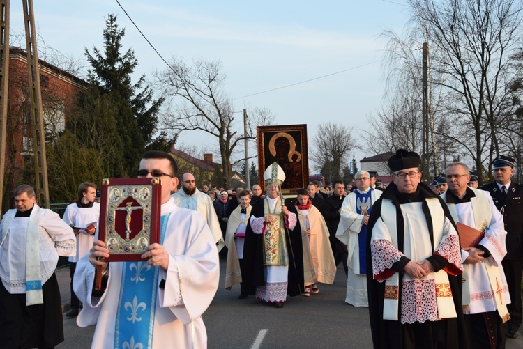 Powitanie ikony MB Częstochowskiej w Brochowie