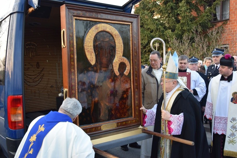 Powitanie ikony MB Częstochowskiej w Brochowie