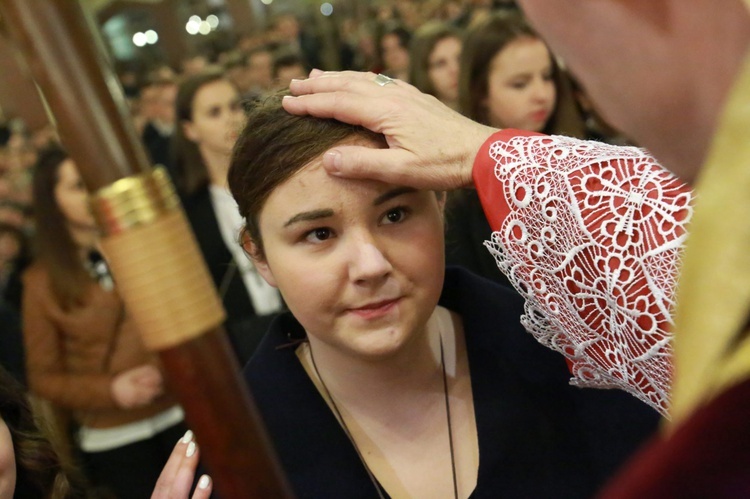 Bierzmowanie w par. pw. Miłosierdzia Bożego w Brzesku