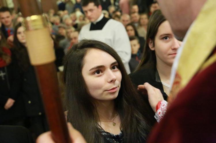 Bierzmowanie w par. pw. Miłosierdzia Bożego w Brzesku