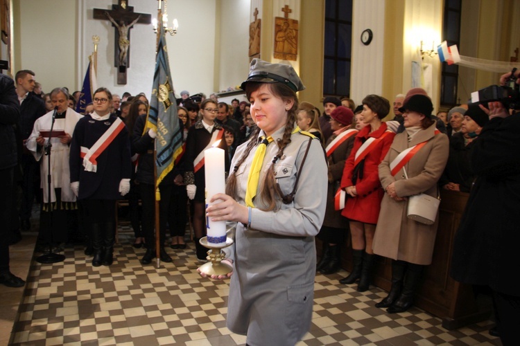 Powitanie ikony MB Częstochowskiej w Młodzieszynie