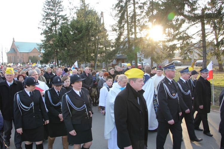 Powitanie ikony MB Częstochowskiej w Młodzieszynie