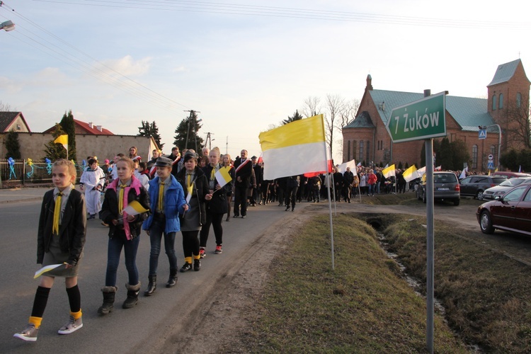 Powitanie ikony MB Częstochowskiej w Młodzieszynie