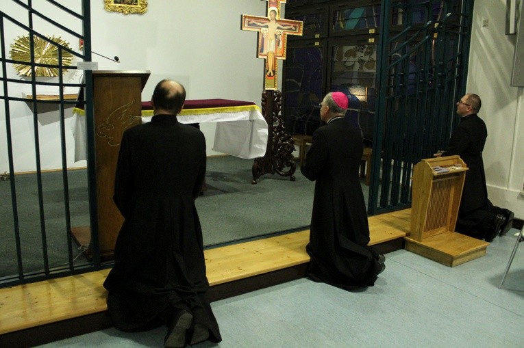 Odwiedziny abp. Marka Jędraszewskiego w Hospicjum św. Łazarza