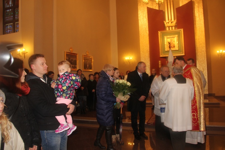 Powitanie ikony MB Częstochowskiej w parafii św. Brata Alberta w Sochaczewie