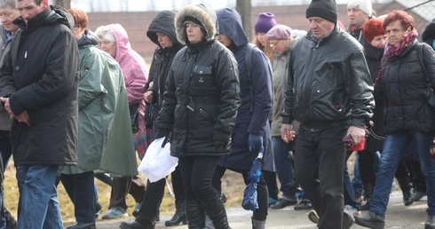 Droga Krzyżowa o Trzeźwość Narodu w byłym KL Auschwitz-Birkenau - 2017.