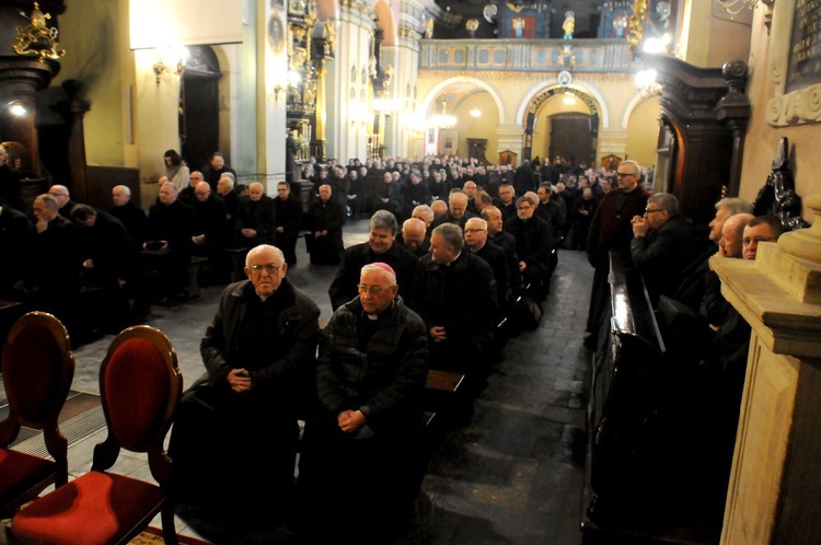 Pokutna pielgrzymka kapłanów archidiecezji krakowskiej do Kalwarii Zebrzydowskiej