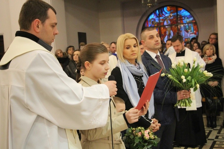 Powitanie ikony MB Częstochowskiej w parafii św. Józefa Robotnika w Sochaczewie