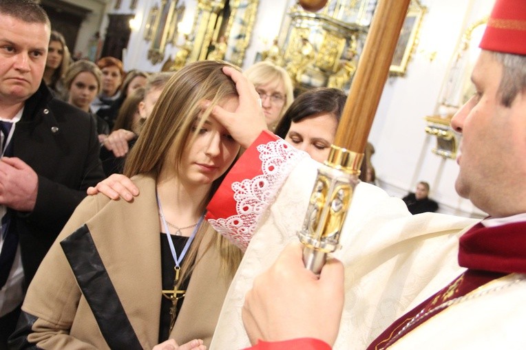 Bierzmowanie w Zakliczynie cz. 1