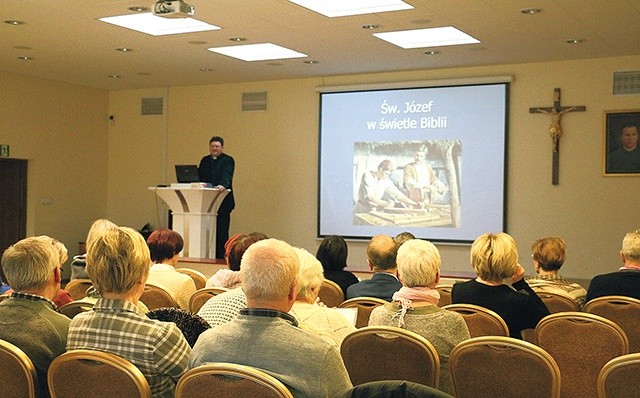 Najbliższe spotkania Elbląskiej Szkoły Biblijnej odbędą się 1 kwietnia, 20 maja i 6 czerwca. Rozpoczęcie o godz. 9 w Wyższym Seminarium Duchownym. 