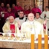 Arcybiskup sprawował Eucharystię w intencji życzliwych, którzy uczestniczyli w modlitwie, oraz wszystkich diecezjan.