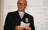 Ks. Stanisław Pietrzak podczas spotkania w Nowym Sączu