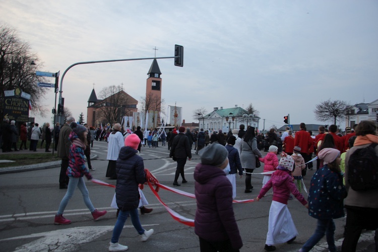 Powitanie ikony MB Częstochowskiej w parafii pw. św. Wawrzyńca w Sochaczewie